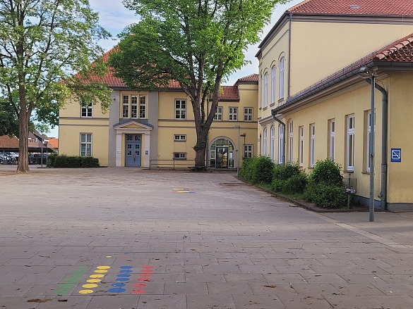 Eingang Osterholzer Heerstra&szlig;e (1)