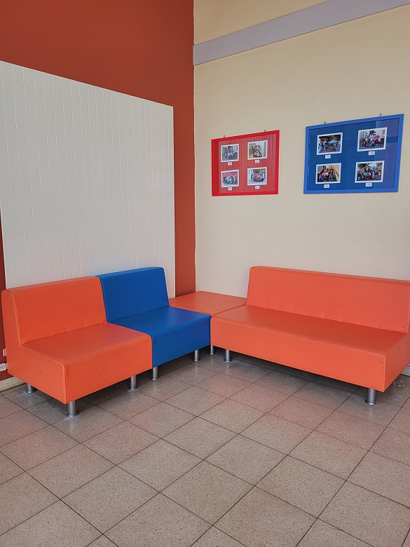 Eingangsbereich mit Sitzecke